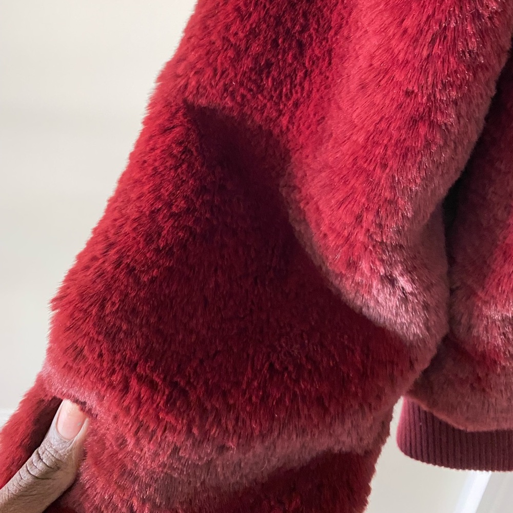 Forever 21 Faux Fur Bomber Jacket - Picture 5 of 12